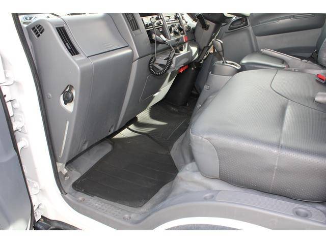 いすゞエルフパッカー車（塵芥車）小型（2t・3t）[写真39]