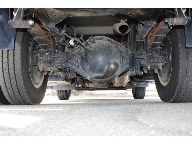 いすゞエルフ高所作業車小型（2t・3t）[写真21]