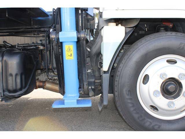 いすゞエルフ高所作業車小型（2t・3t）[写真24]