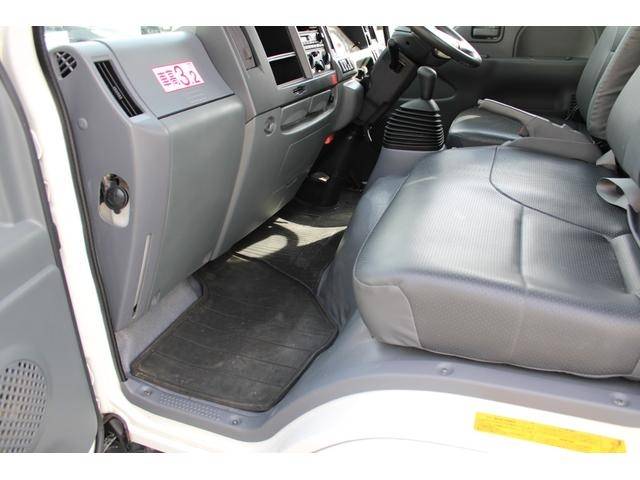 いすゞエルフ高所作業車小型（2t・3t）[写真36]