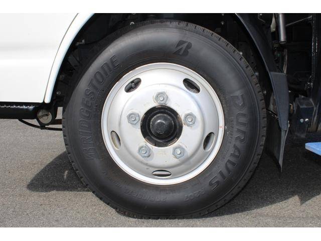 いすゞエルフ高所作業車小型（2t・3t）[写真38]