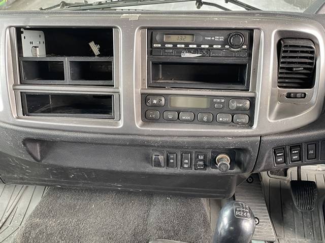 日野レンジャーアルミブロック増トン（6t・8t）[写真36]