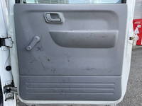 三菱ふそうキャンターガッツダブルキャブ（Wキャブ）小型（2t・3t）[写真23]