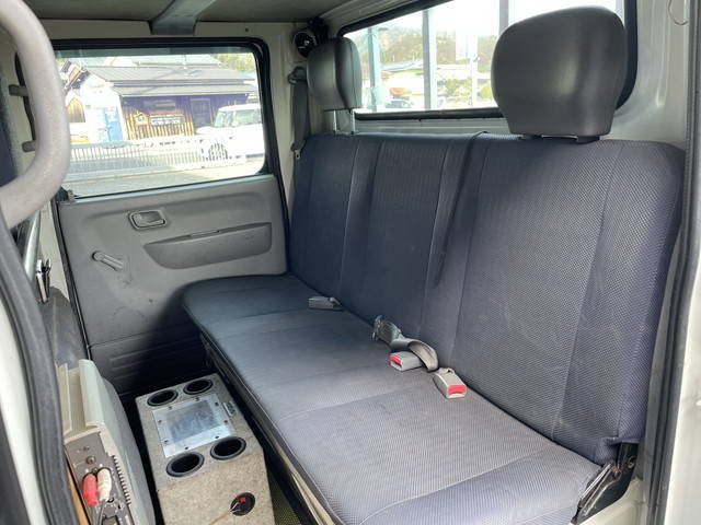 三菱ふそうキャンターガッツダブルキャブ（Wキャブ）小型（2t・3t）[写真25]