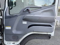 三菱ふそうキャンターガッツダブルキャブ（Wキャブ）小型（2t・3t）[写真30]