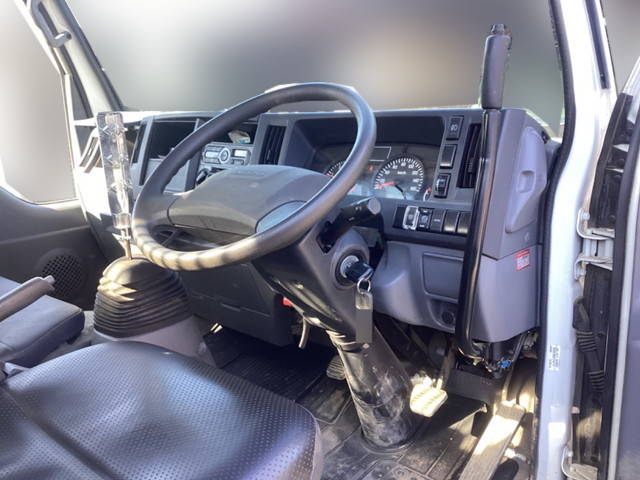 いすゞエルフダンプ小型（2t・3t）[写真24]