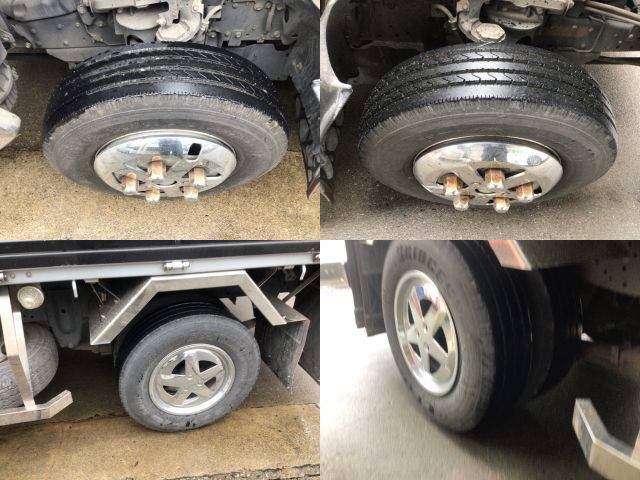 いすゞエルフ平ボディ小型（2t・3t）[写真17]