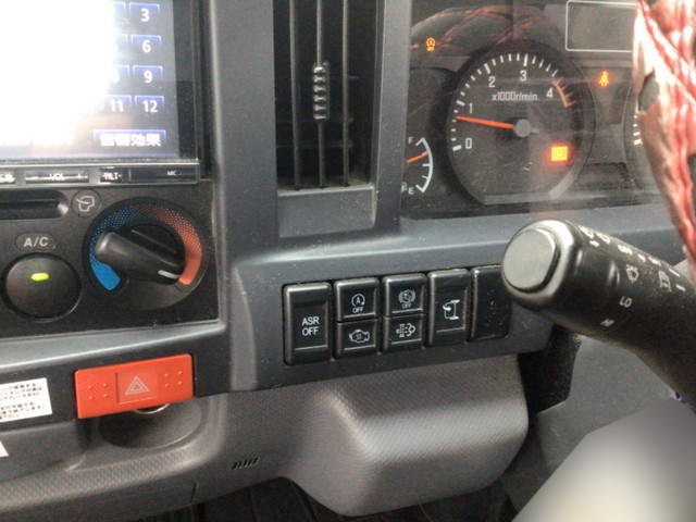 いすゞエルフ平ボディ小型（2t・3t）[写真33]