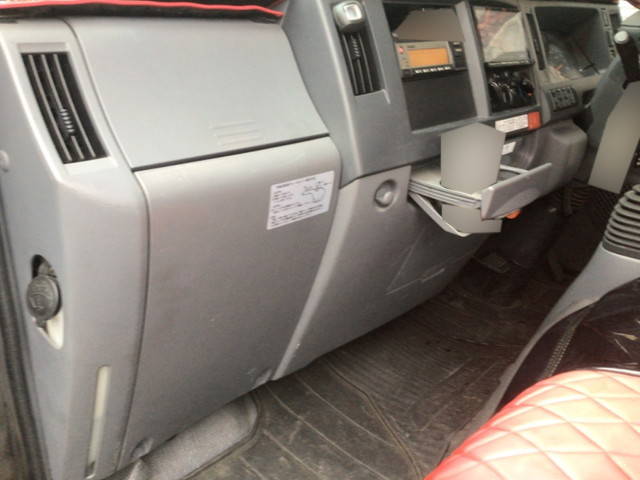 いすゞエルフ平ボディ小型（2t・3t）[写真36]