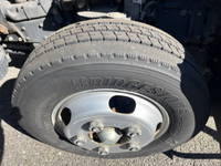 いすゞエルフアルミバン小型（2t・3t）[写真16]