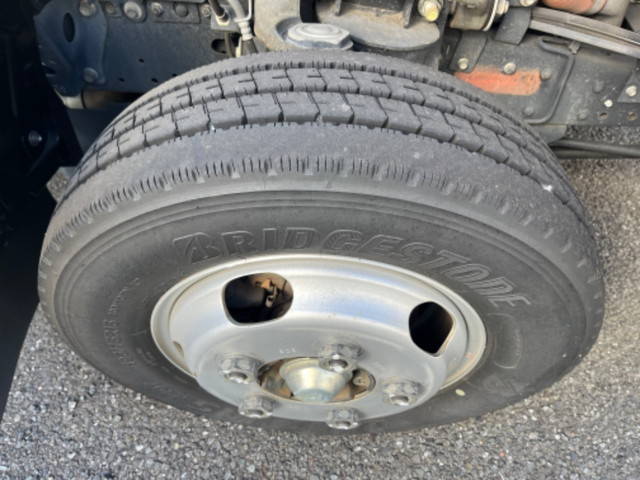 いすゞエルフアルミバン小型（2t・3t）[写真17]