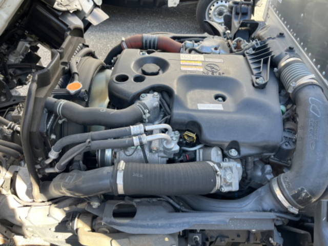 いすゞエルフアルミバン小型（2t・3t）[写真25]