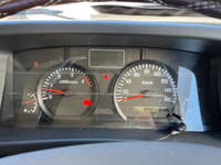 いすゞエルフアルミバン小型（2t・3t）[写真31]