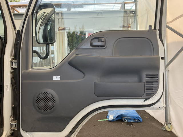 いすゞエルフ平ボディ小型（2t・3t）[写真27]