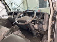 いすゞエルフ平ボディ小型（2t・3t）[写真32]