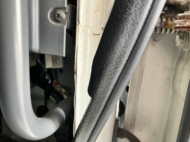 三菱ふそうファイターアルミウイング中型（4t）[写真38]