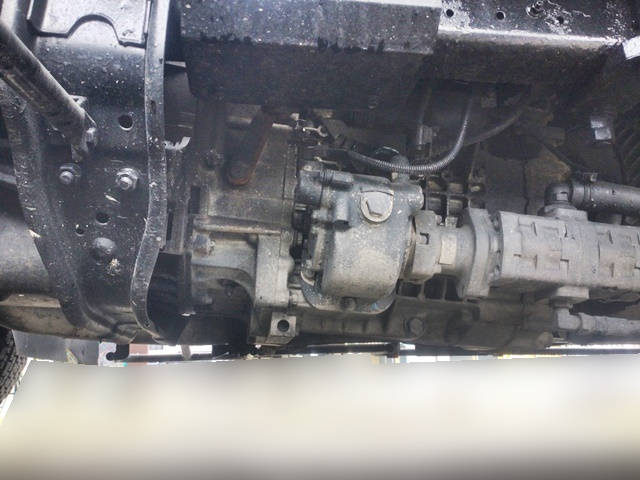 三菱ふそうファイターセルフクレーン4段増トン（6t・8t）[写真23]