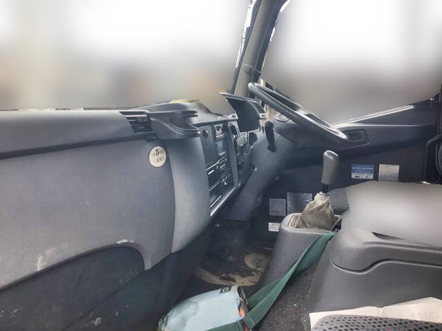 三菱ふそうファイターセルフクレーン4段増トン（6t・8t）[写真31]