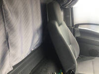 いすゞフォワード冷凍車（冷蔵車）中型（4t）[写真25]