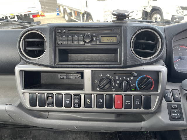 日野デュトロ平ボディ小型（2t・3t）[写真29]