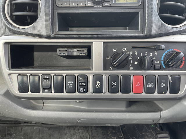 日野デュトロ平ボディ小型（2t・3t）[写真30]