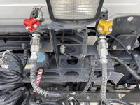 UDトラックスクオントレーラーヘッド（トラクターヘッド）大型（10t）[写真13]