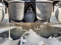 UDトラックスクオントレーラーヘッド（トラクターヘッド）大型（10t）[写真20]