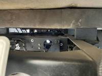 三菱ふそうキャンター平ボディ小型（2t・3t）[写真11]