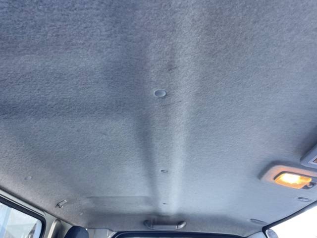 三菱ふそうキャンター平ボディ小型（2t・3t）[写真27]