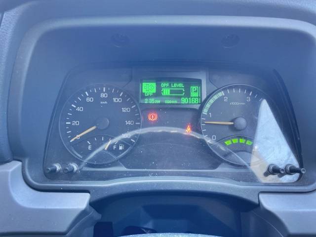 三菱ふそうキャンター平ボディ小型（2t・3t）[写真32]