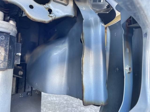 三菱ふそうキャンター平ボディ小型（2t・3t）[写真35]