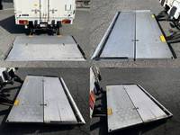 いすゞフォワードアルミウイング中型（4t）[写真10]