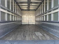 いすゞフォワードアルミウイング中型（4t）[写真14]