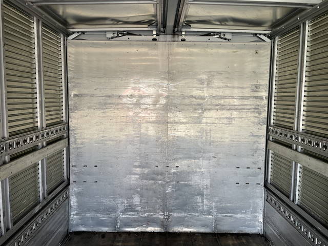 いすゞフォワードアルミウイング中型（4t）[写真15]