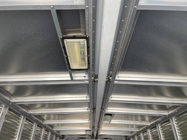 いすゞフォワードアルミウイング中型（4t）[写真16]