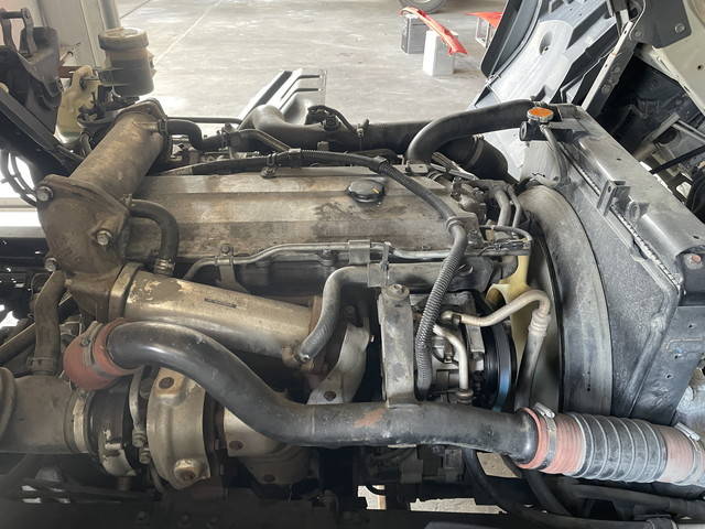 いすゞフォワードアルミウイング中型（4t）[写真23]