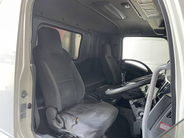 いすゞフォワードアルミウイング中型（4t）[写真27]