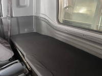 いすゞフォワードアルミウイング中型（4t）[写真28]