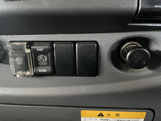 いすゞフォワードアルミウイング中型（4t）[写真34]