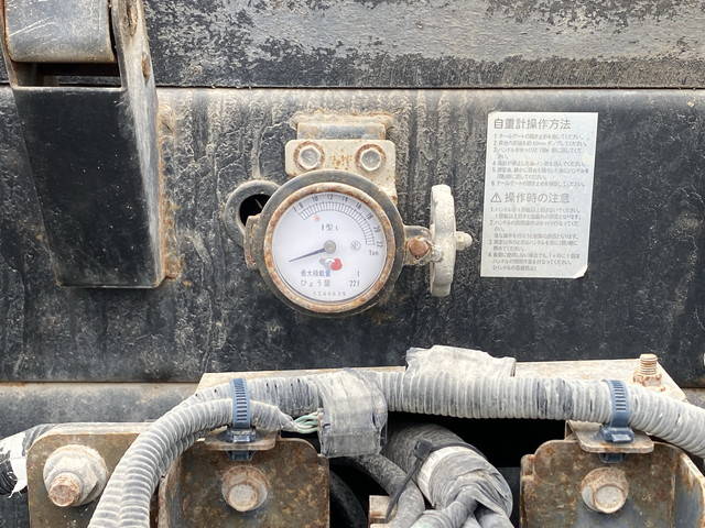 日野プロフィアダンプ大型（10t）[写真21]