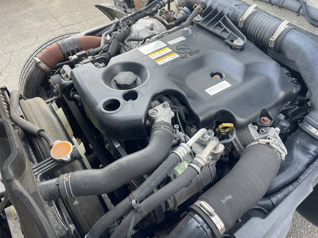 いすゞエルフ冷凍車（冷蔵車）小型（2t・3t）[写真21]