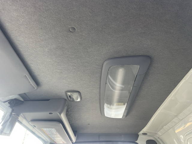 いすゞエルフ冷凍車（冷蔵車）小型（2t・3t）[写真31]