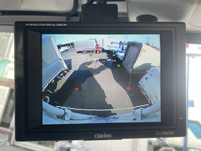 いすゞエルフ冷凍車（冷蔵車）小型（2t・3t）[写真38]