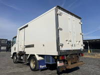 いすゞエルフ冷凍車（冷蔵車）小型（2t・3t）[写真04]