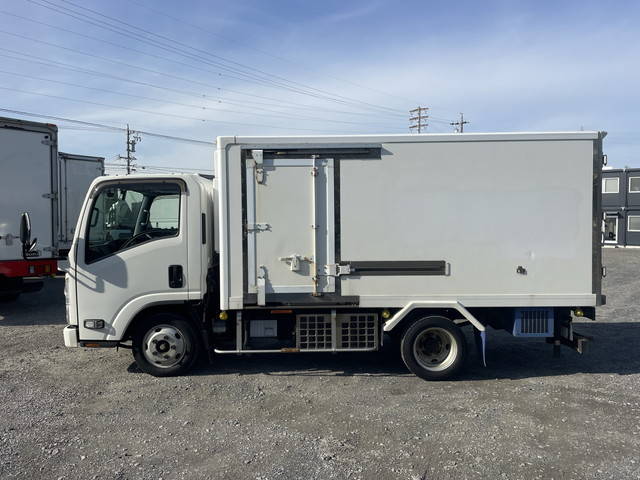 いすゞエルフ冷凍車（冷蔵車）小型（2t・3t）[写真05]