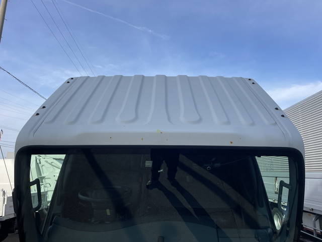 いすゞエルフ冷凍車（冷蔵車）小型（2t・3t）[写真09]