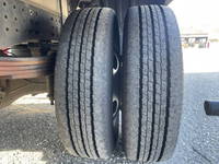 三菱ふそうキャンターアルミバン小型（2t・3t）[写真17]