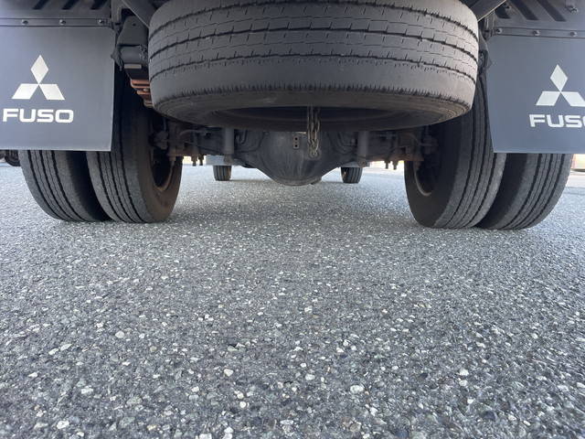 三菱ふそうキャンターアルミバン小型（2t・3t）[写真21]