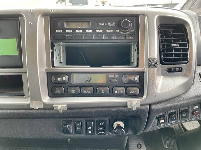 日野レンジャーアルミバン中型（4t）[写真37]