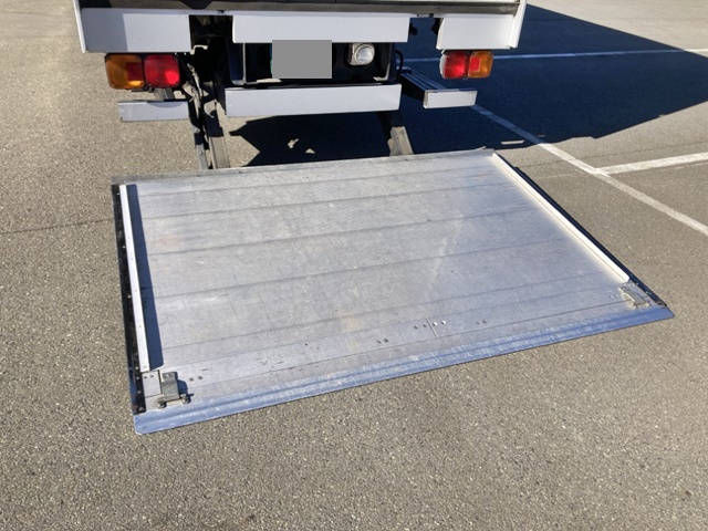 日野レンジャーアルミウイング中型（4t）[写真17]